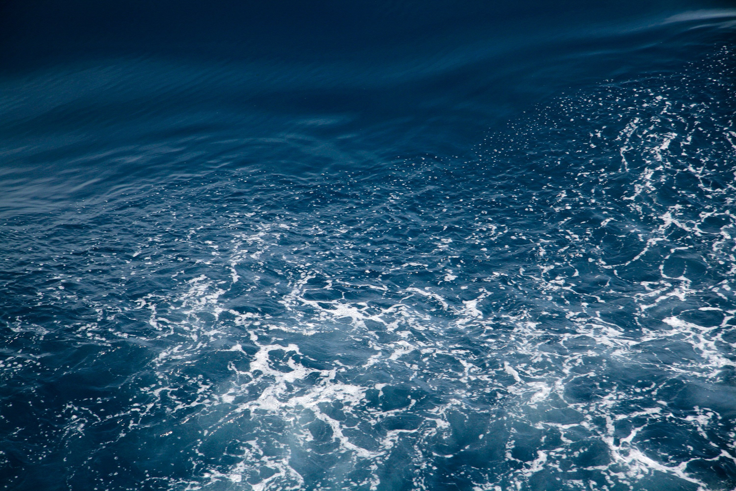 Поверхность океана составляет. Текстура воды. Океан вид сверху. Фактура воды. Вода фон.