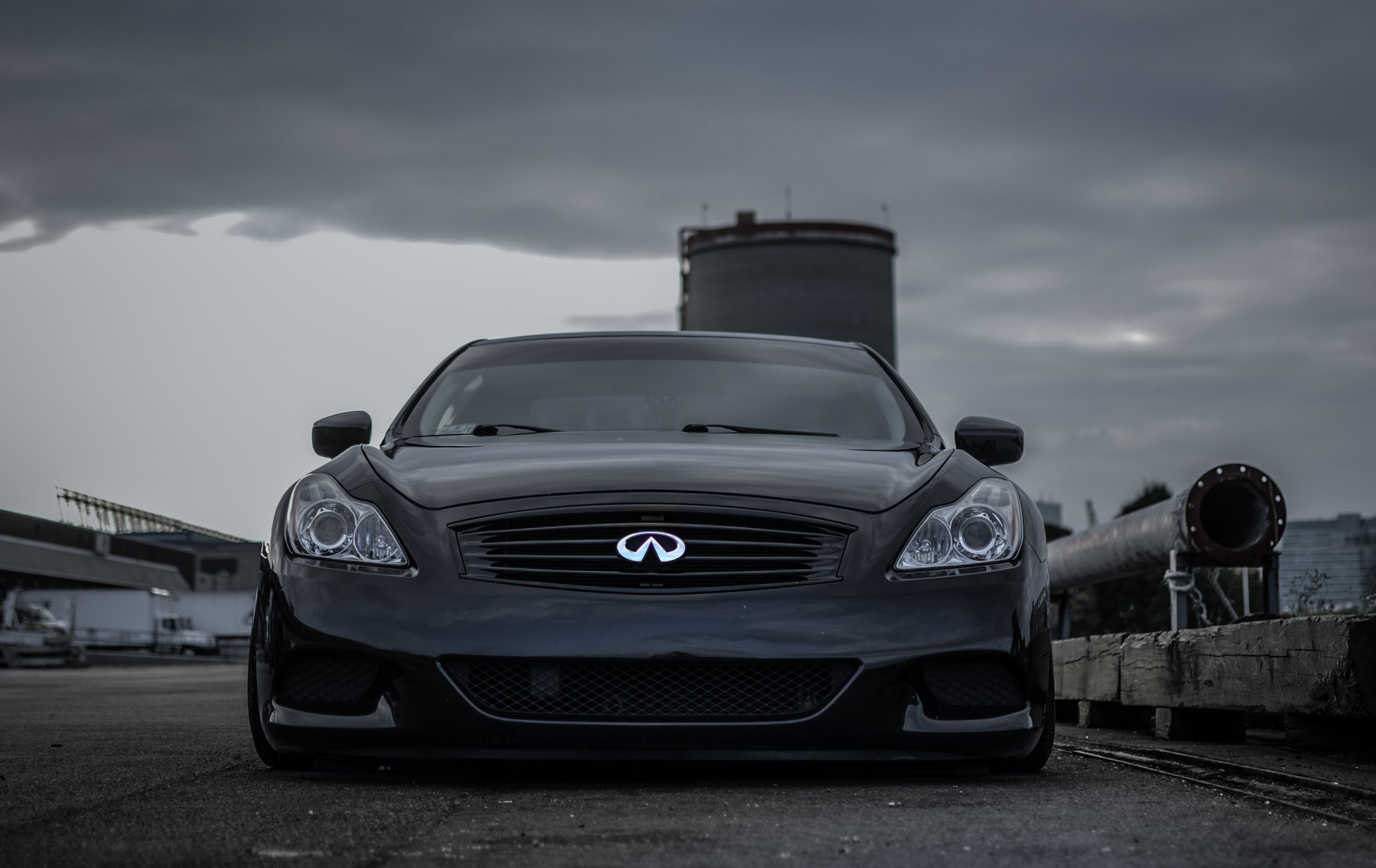 Infiniti g37 Black