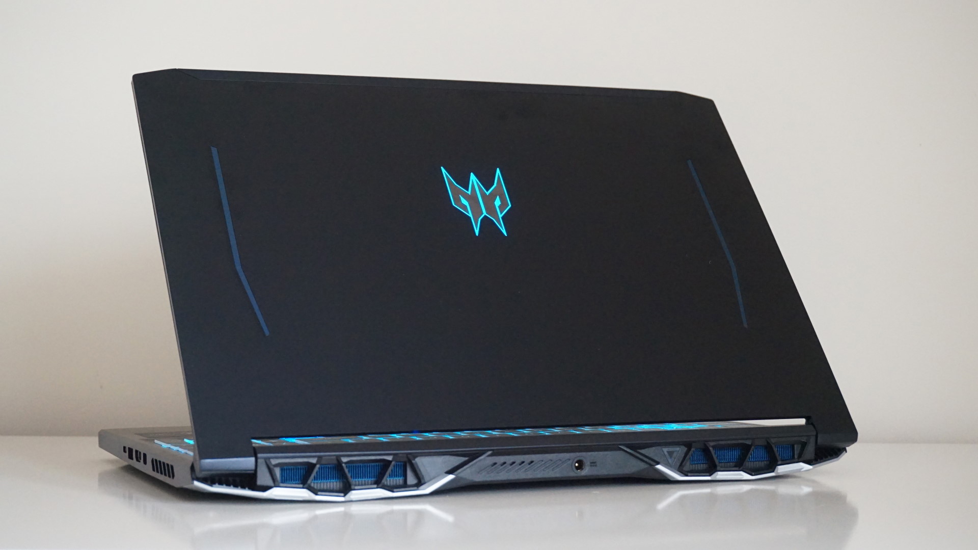 Acer predator helios