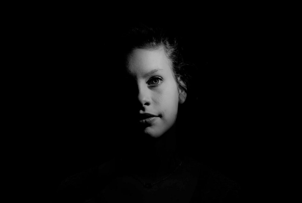 Фотопортрет в темноте