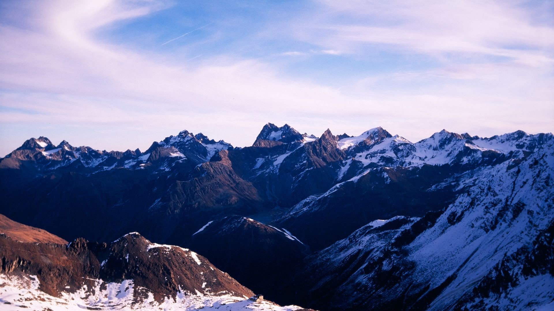 Mountain pc. Картинки на рабочий стол горы. Вертикальная панорама горы. Фон для рабочего стола горы. Профиль горы.