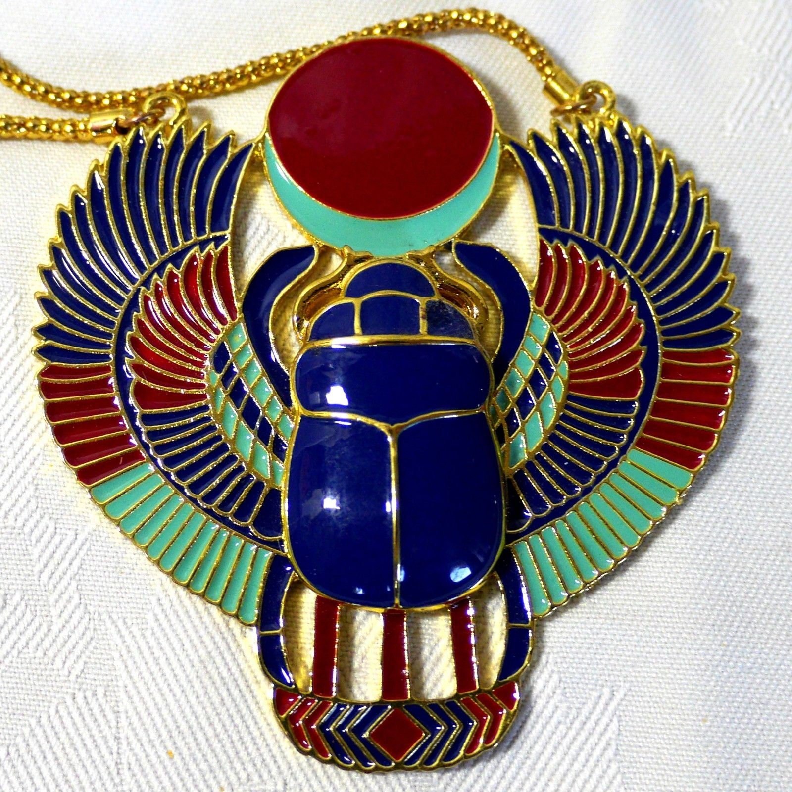 сувенир скарабей из египта