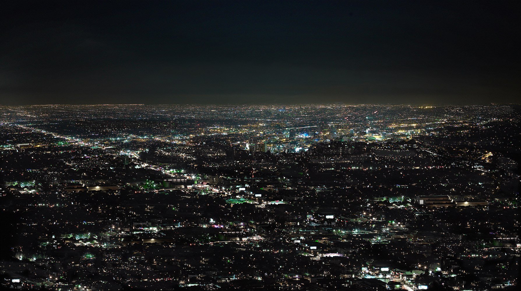 Ночь ставшая концом. Ночной Лос Анджелес 1994. Вид на ночной город. Ночное небо в городе. Ночной город вид сверху.