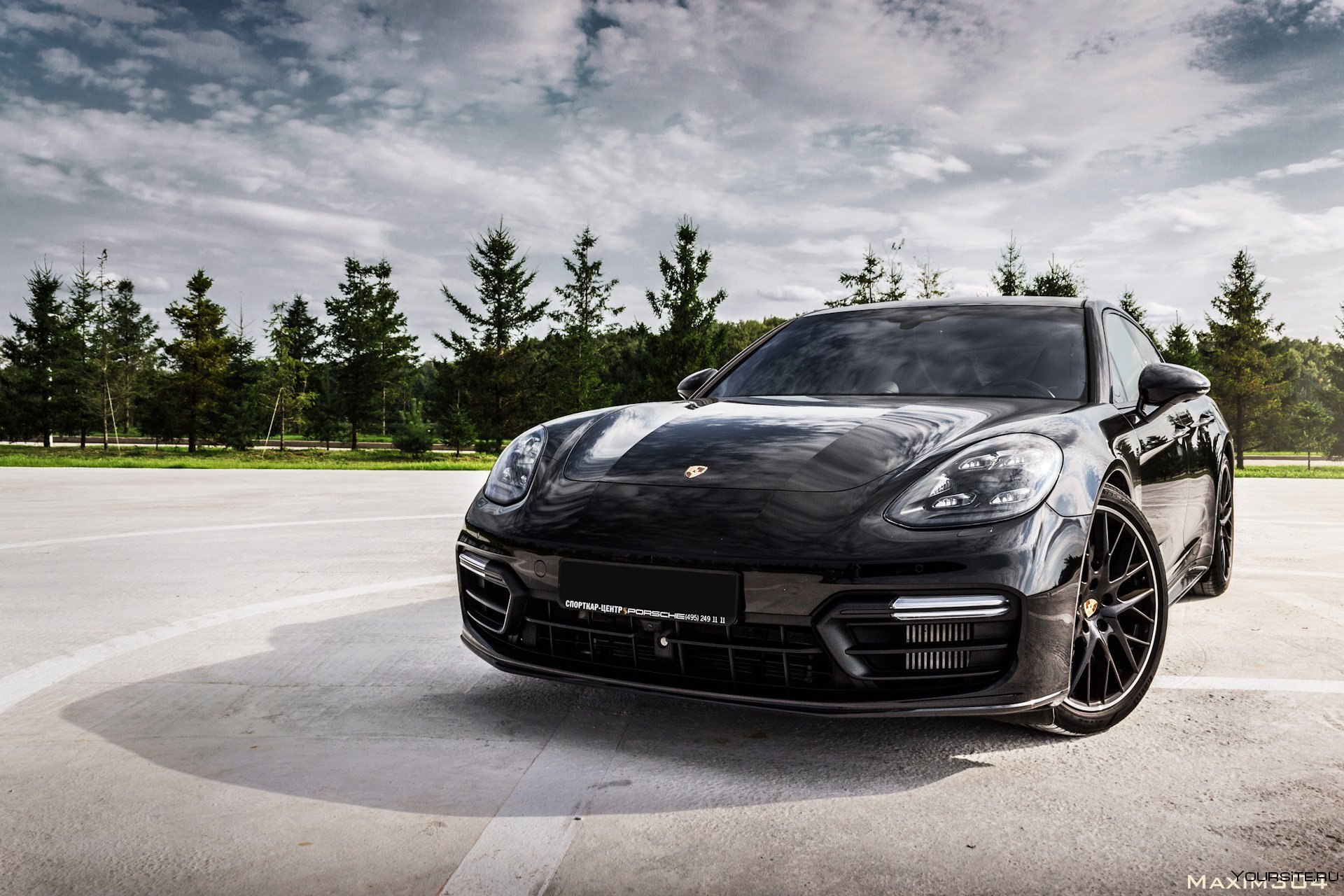 РћР±РѕРё С‚С‘РјРЅС‹Рµ Porsche Panamera