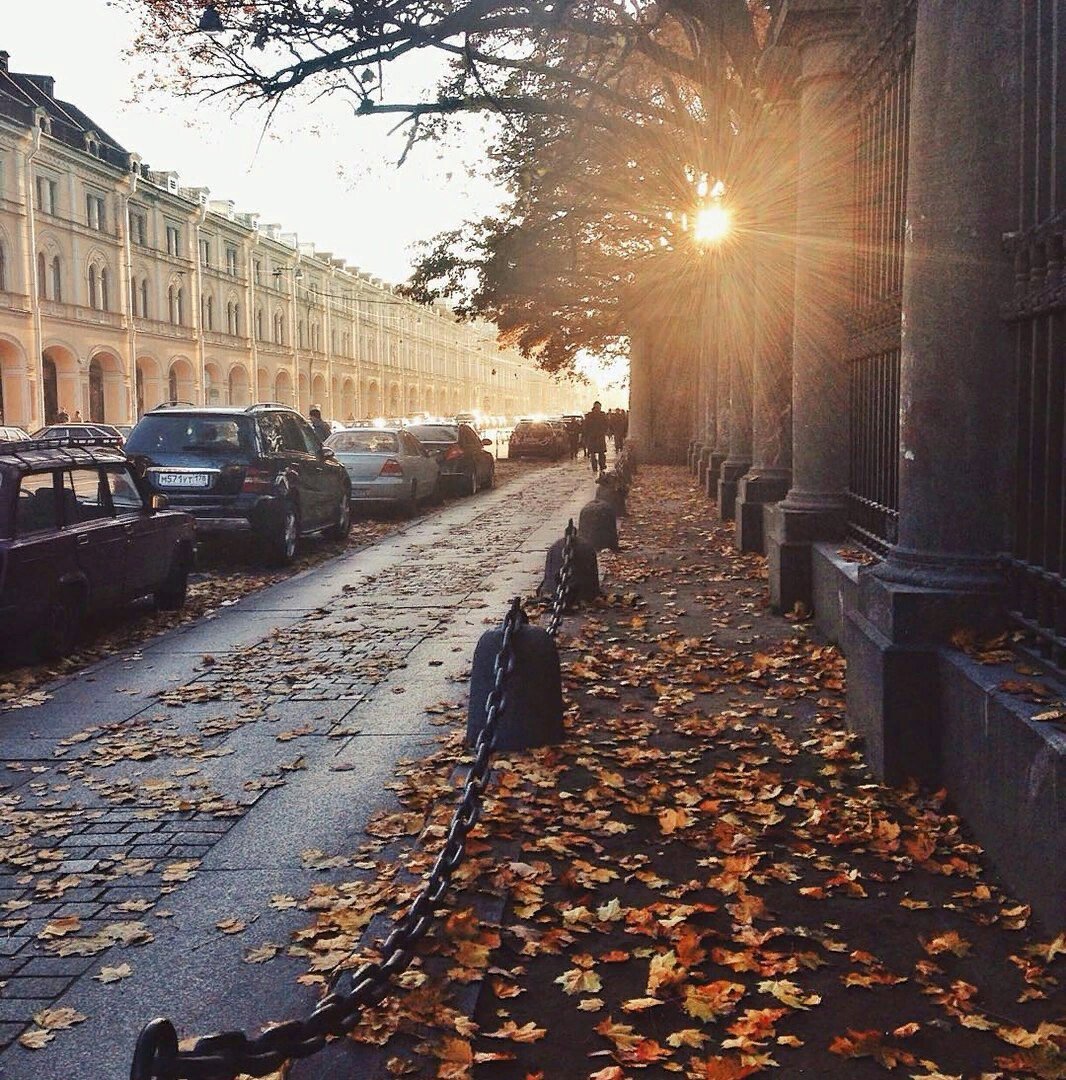 Осень на Невском проспекте Санкт-Петербург