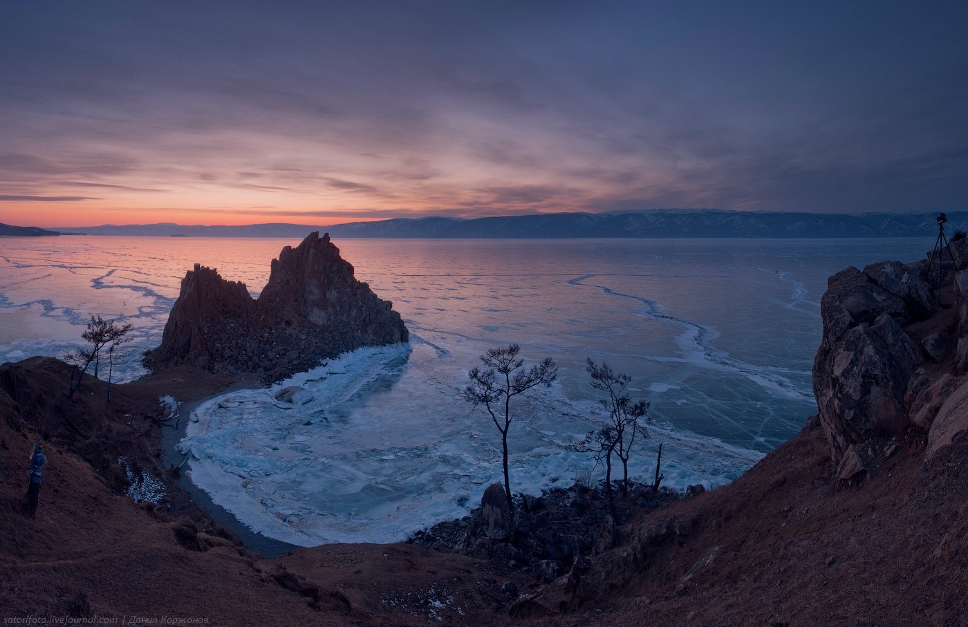 Зима природа вода Байкал мыс Бурхан