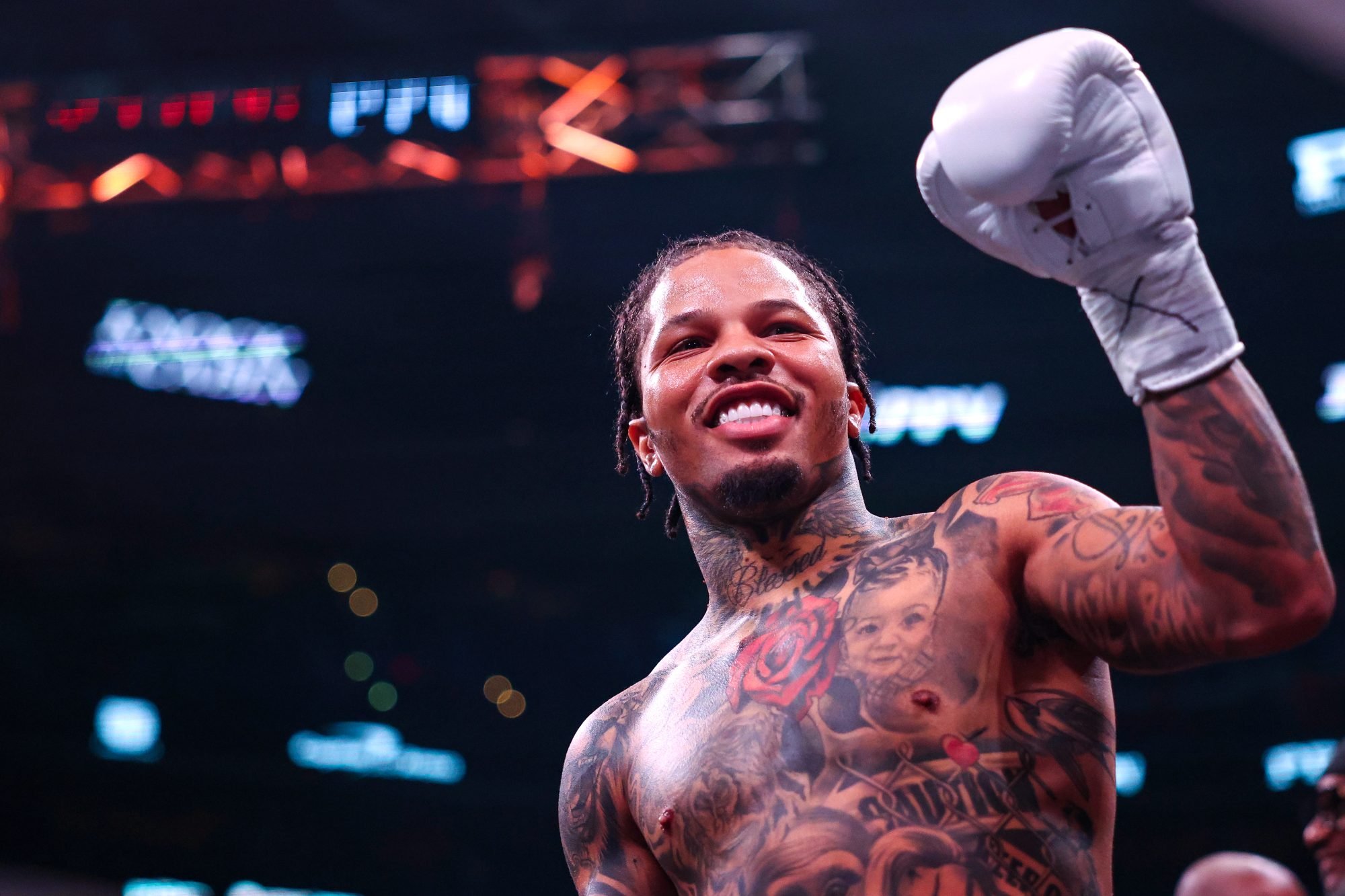 Gervonta Davis vs Isaac Cruz